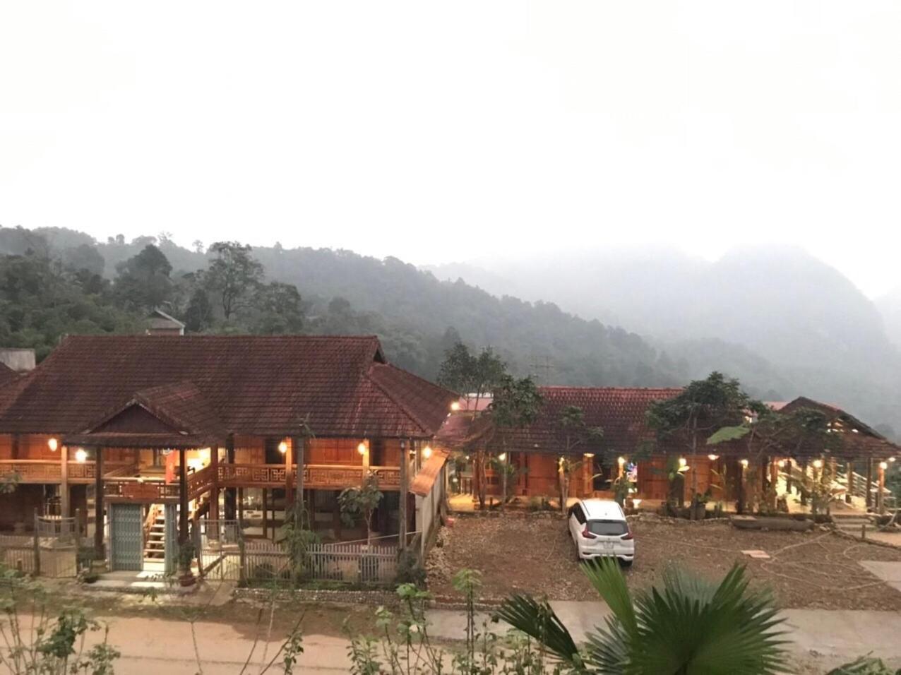 Oh Pu Luong Homestay Huong Ba Thuoc Екстер'єр фото